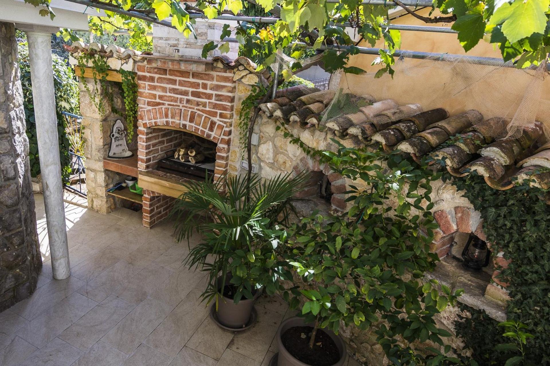 Apartment Villa Marija, Pinezici Krk Town Esterno foto